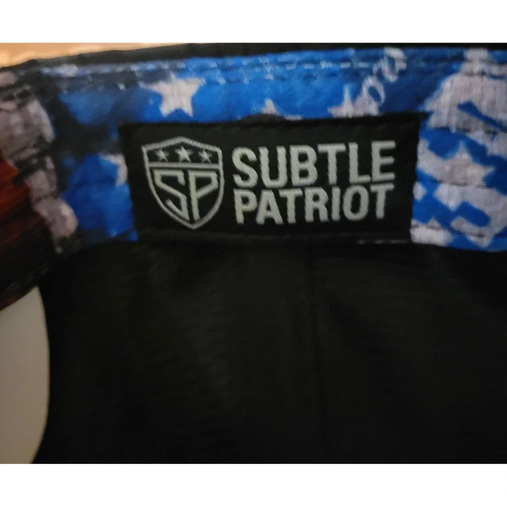 Subtle Patriot Eagle Logo Black/Gray Flag Print Adjustable Buckle Hat‎ Vented